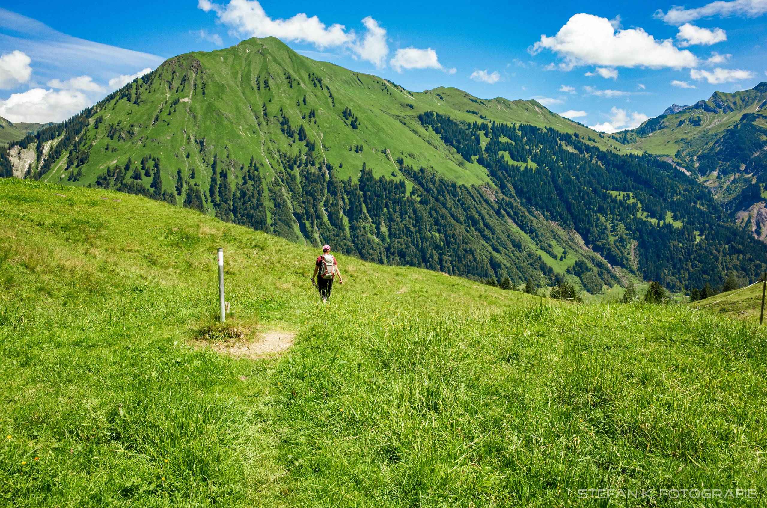 Abstieg, gegenüber die Üntschenspitze